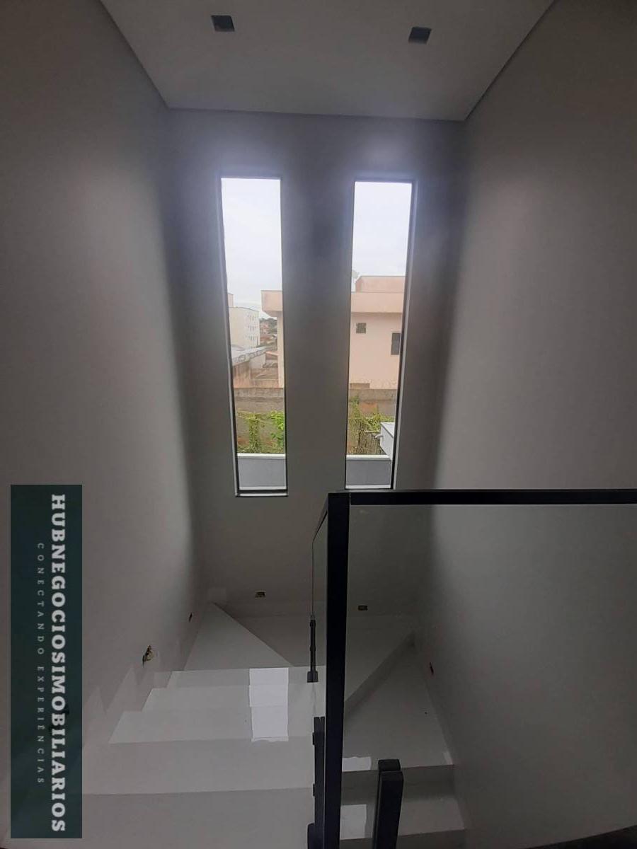 Casa à venda com 4 quartos, 240m² - Foto 20