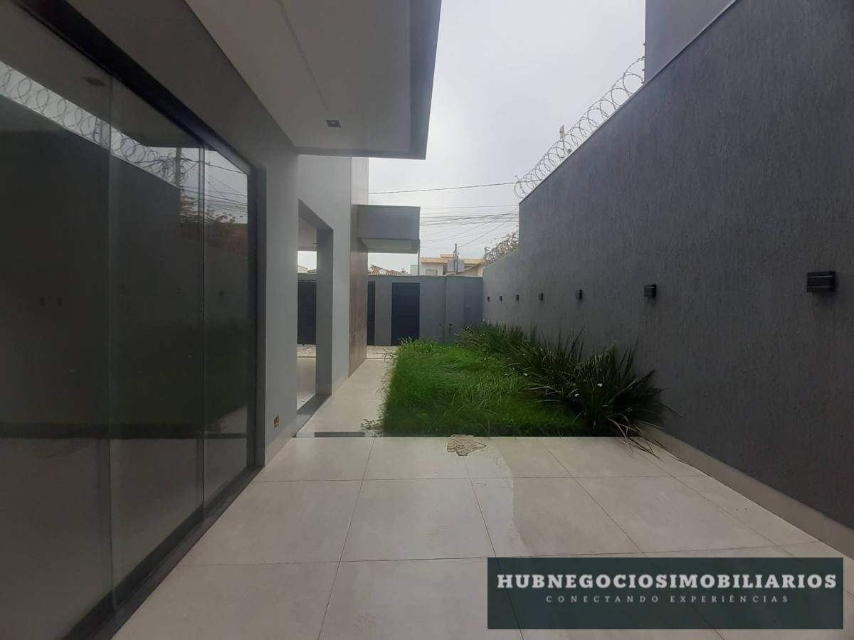 Casa à venda com 4 quartos, 240m² - Foto 21